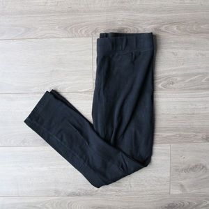 2 Pairs of Cotton Leggings